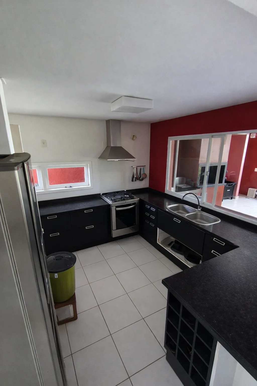 Casa com 3 quartos e 456 m² à venda em Campeche, Florianópolis