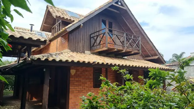 Casa com 3 quartos e 362 m² à venda em Rio Tavares, Florianópolis